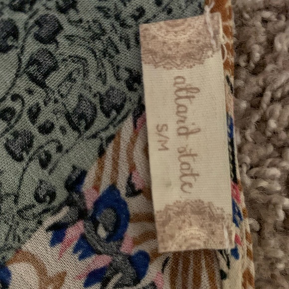 Alter’d State Kimono summer cover up. - Picture 4 of 5